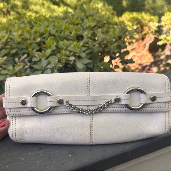 Juicy Couture Leather Silver and White Wristlet with Chain Accent - Picture 2 of 10